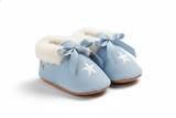 Chaussure bebe bleu tres belle